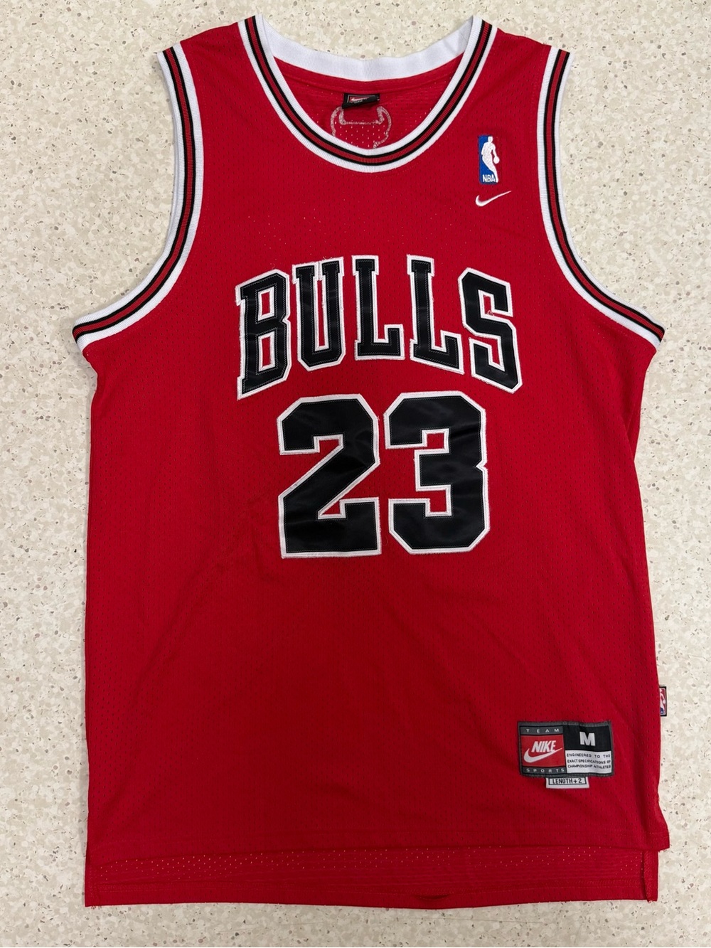 Vintage Chicago Bulls Nike Basketball Jersey #23 Jordan size M